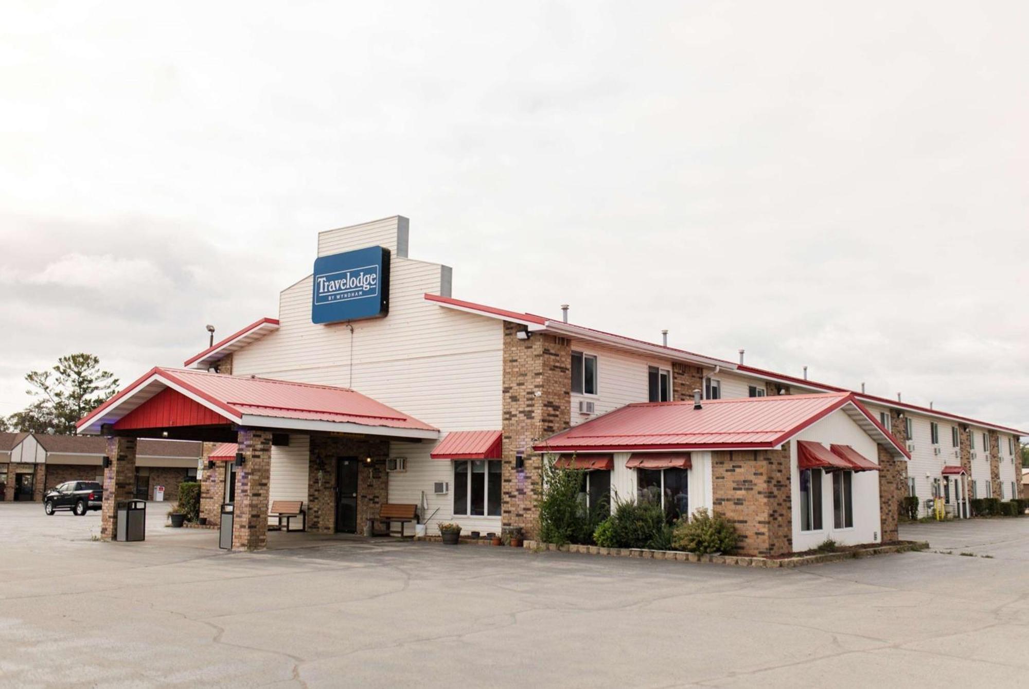 Travelodge By Wyndham Эсканаба Экстерьер фото